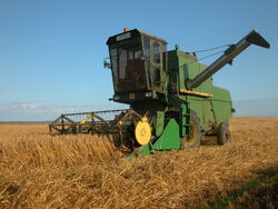 John Deere 955 combine harvester, Orkney Islands.jpg