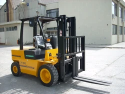 CUKUROVA CF30PS forklift