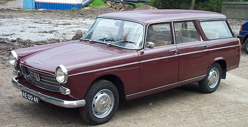 Voiture PEUGEOT 404 1965 avec une échelle de 1/43 conçu par NOREV sur