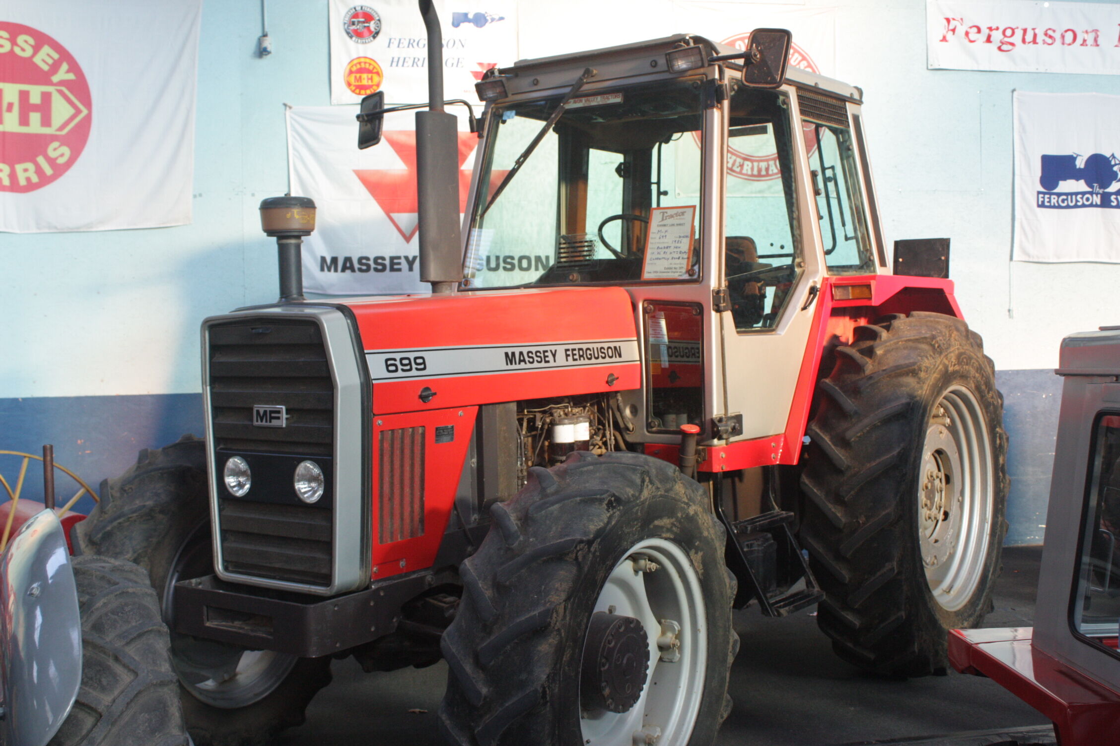 Massey Ferguson 600 Series Tractor Construction Plant Wiki Fandom Massey Ferguson 600 Series Tractor Construction Plant Wiki Fandom