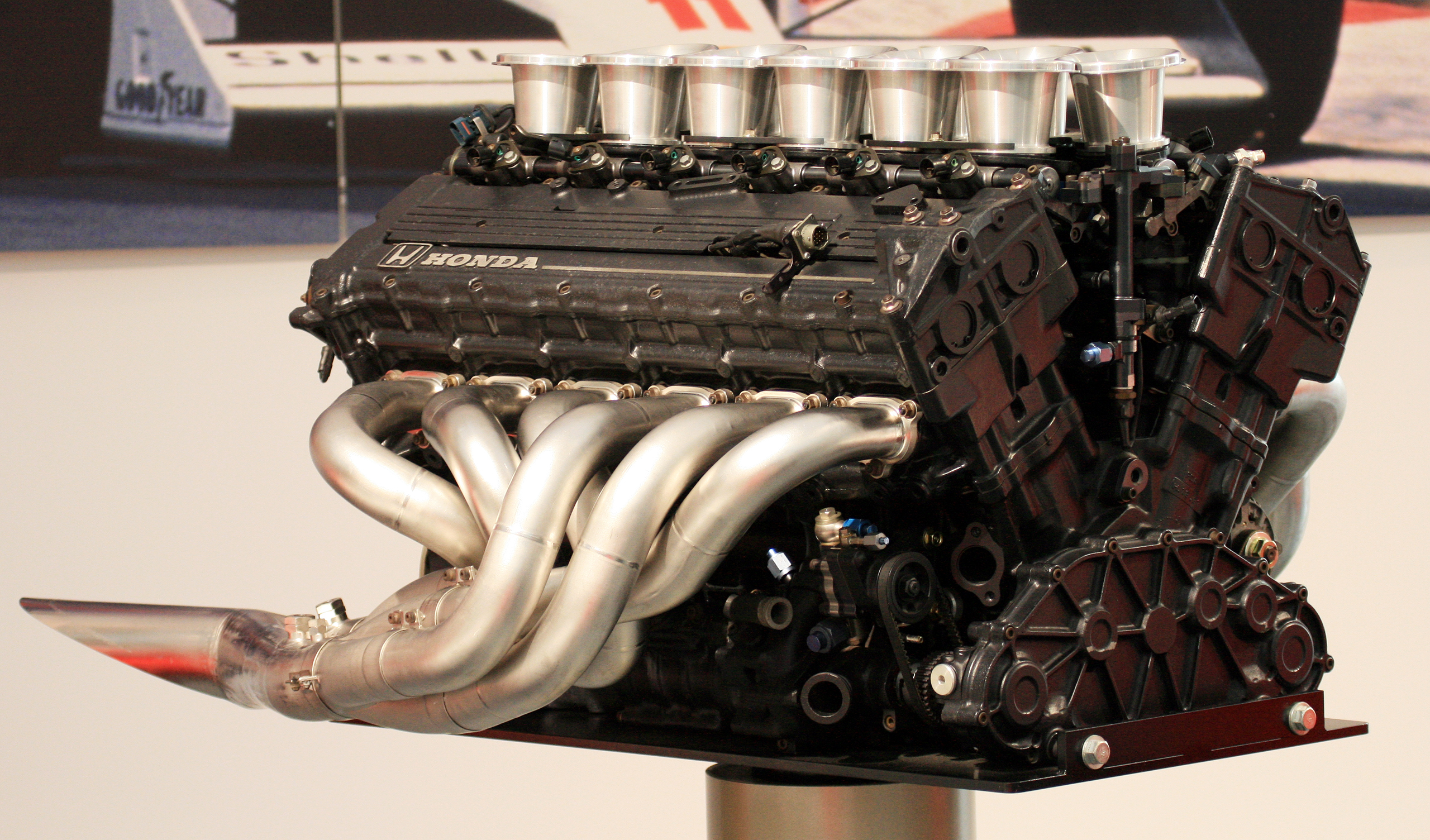 V12 engine | Tractor & Construction Plant Wiki | Fandom