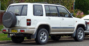 2001-2003 Holden Jackaroo (UBS) SE 5-door wagon 01