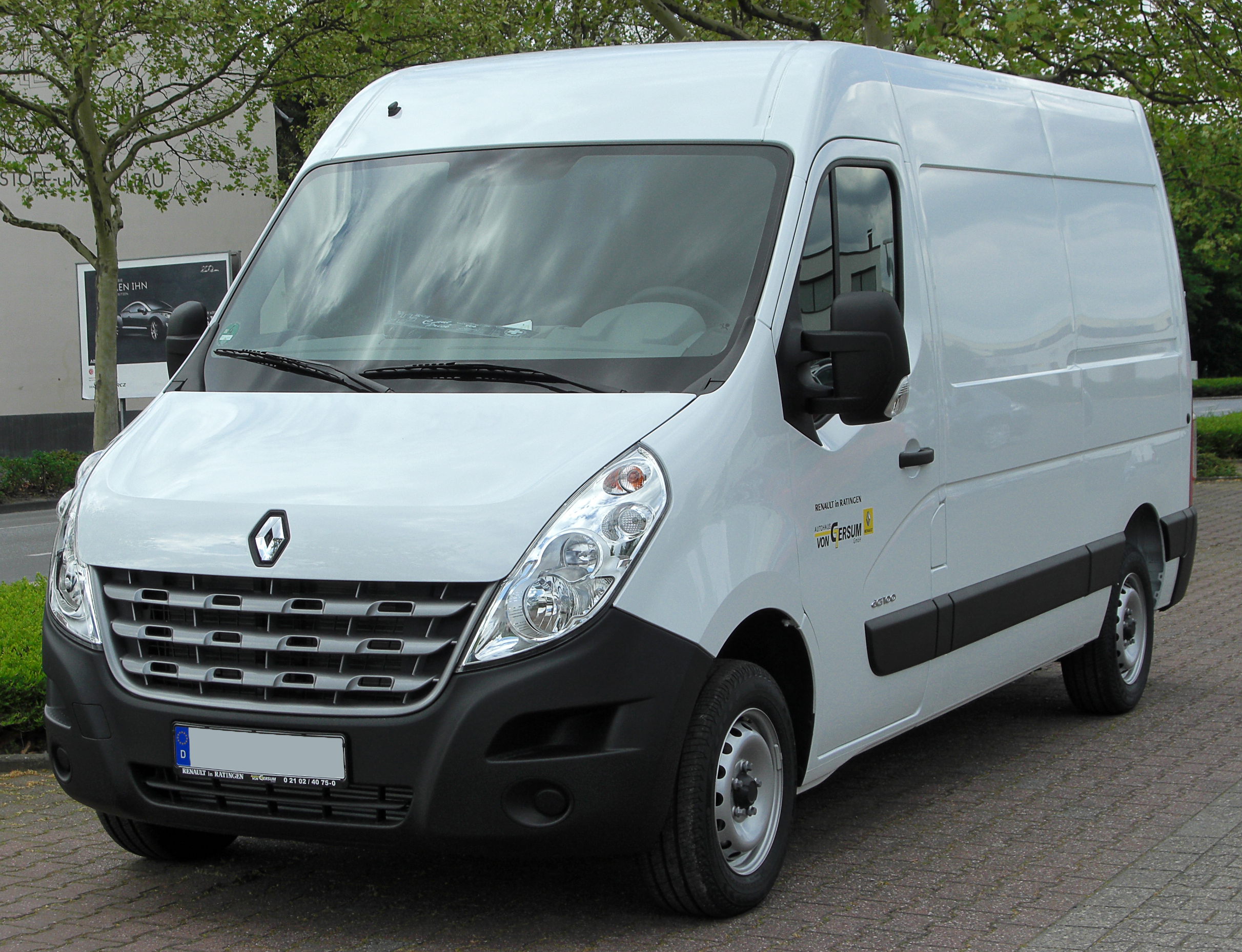 Renault Master, Tractor & Construction Plant Wiki