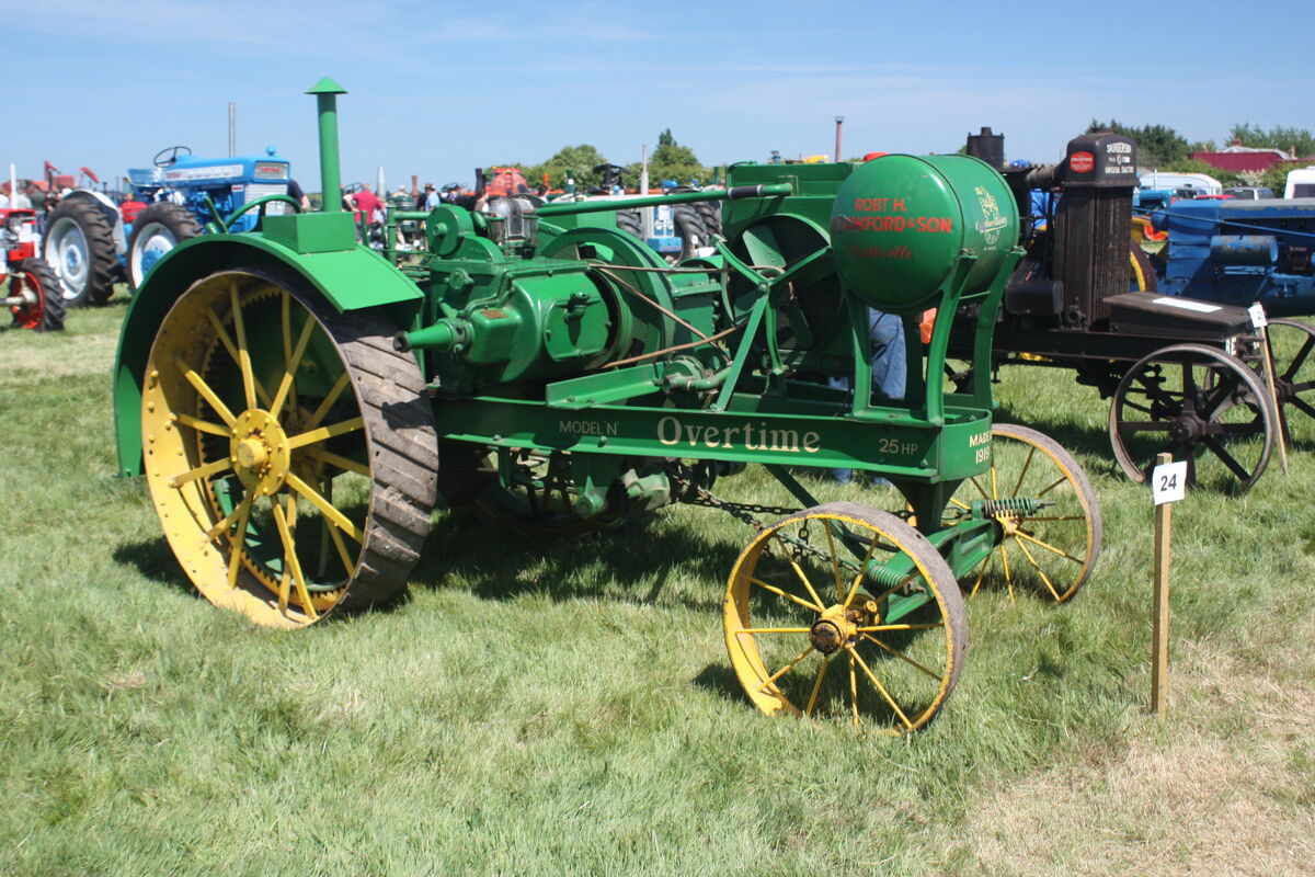 tractors.fandom.com