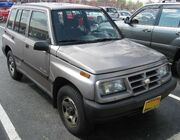 Geo-Tracker-4door