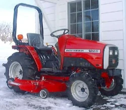 MF 1225 MFWD (Iseki) - 2001