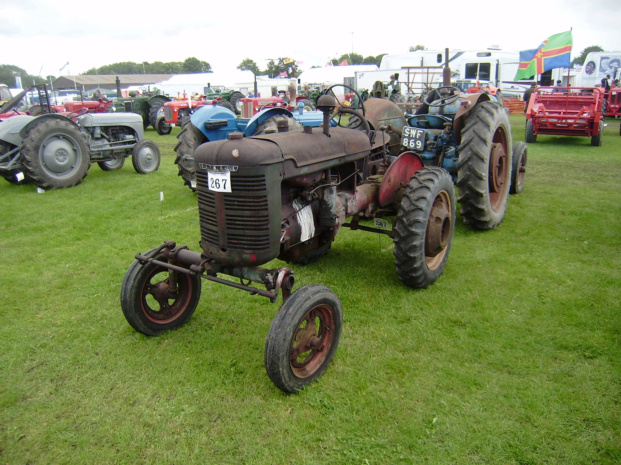 Farmall | Tractor \u0026 Construction Plant Wiki | Fandom, image size:2048x1536
