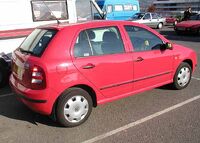 Skoda.favia.bristol.750pix.jpg (70 KB) Škoda Fabia (2001)