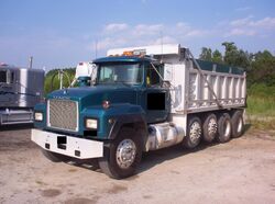 1998 mack rd688 quad axle dump