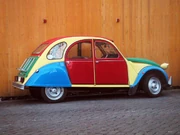DIY 'Special Edition' Citroën 2CV inspired by the VW Polo/VW Golf Harlequin