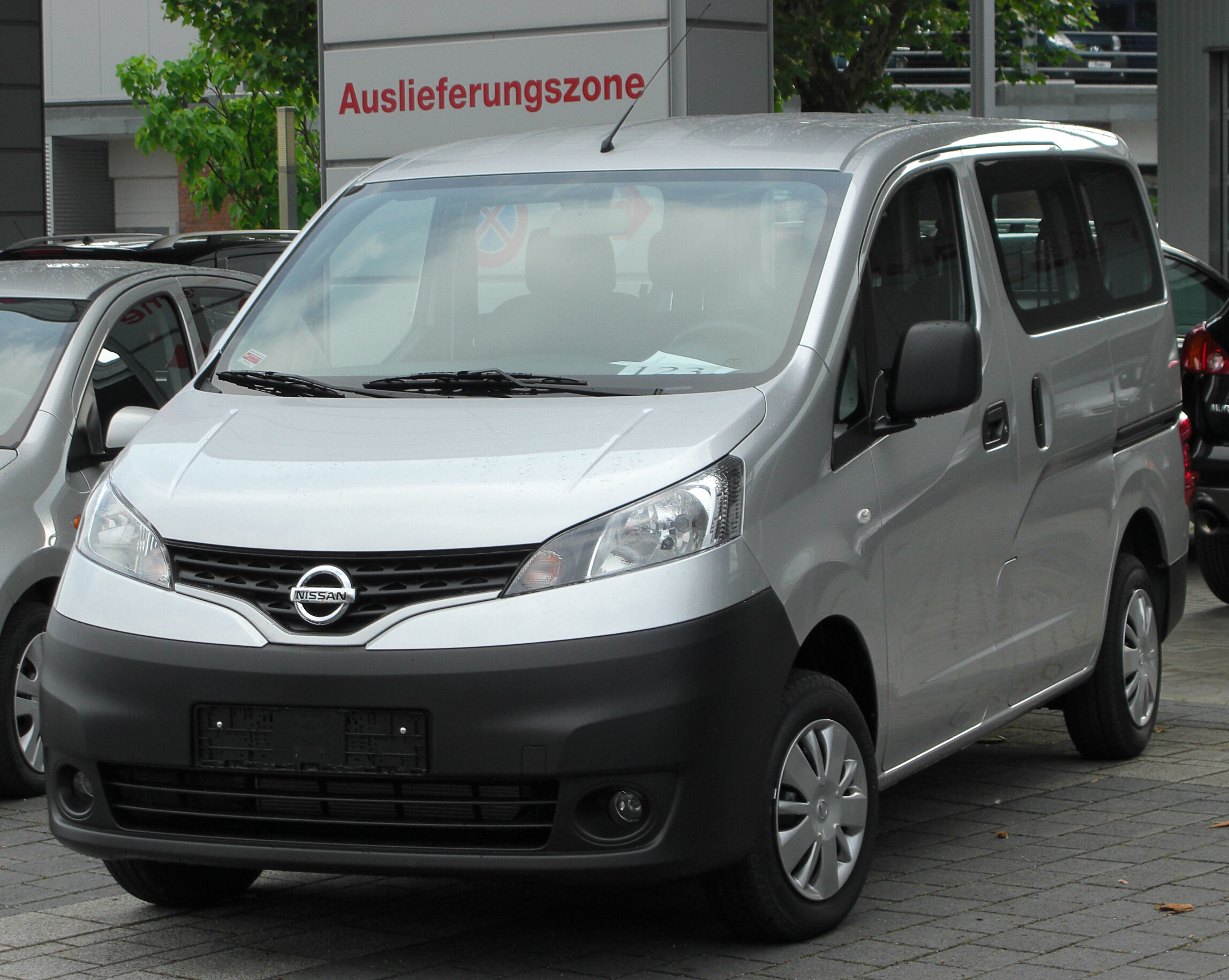 Nissan NV200 | Tractor & Construction Plant Wiki | Fandom