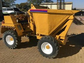 A 1990s WINGET 4B5000 4WD Concrete Dumper