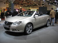 Volkswagen Eos c. 2007, the five-segment top features an independently sliding sunroof, the roof designed and built by OASys, a subsidiary of Webasto Germany.