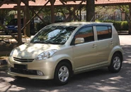 MyVi, 2006 pre-facelift.
