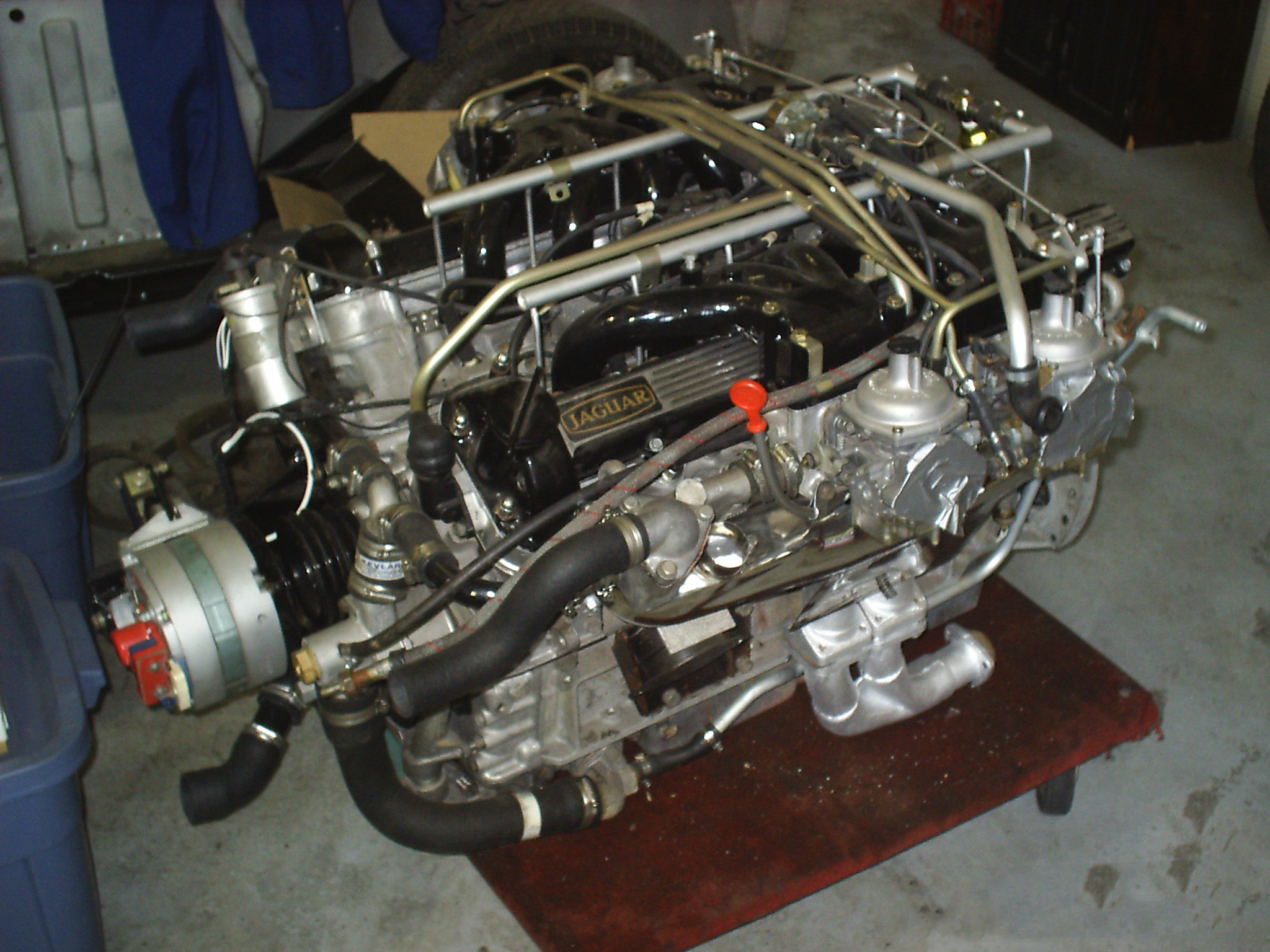 V12 engine - Wikipedia