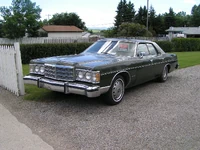 1975-1976 Mercury Meteor Rideau 500 4-Door Pillared Hardtop