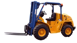 Uromac DTH 2000 forklift