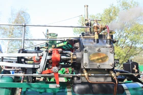 Detail of cylinder & valve gear
