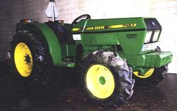 JD 1745F MFWD - 1989