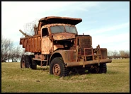 5559026995 aa076c4868 b.jpg (200 KB) A scrapped "Mountaineer" lorry