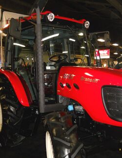 Branson 8050 MFWD-2011.jpg