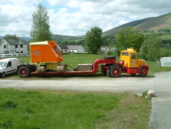 Priestman on Lowloader