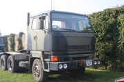 Scammell S26 MOD tractor unit R739 RLP at Donington 09 - IMG 6217small