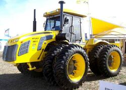 Pauny 580C 4WD-2009.jpg