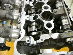 NISSAN SR20VE CYL-HEAD 02