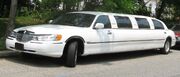 98-02 Lincoln Town Car limousine