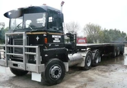 A 1970s Scammell Amazon Haulage Tractor.jpg (56 KB) A 1970s Scammell Amazon Haulage Tractor Diesel 6X4