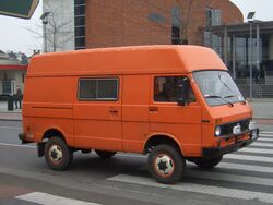 VW LT 40 D Sülzer 4x4 Gen1 1975-1995 frontright 2008-04-04 A