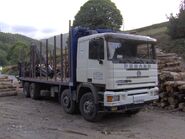 Pegaso Troner logging 8x4 truck (c.2000)