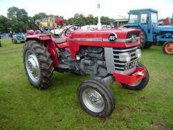 MF 165 tractor DTJ 431E at Driffield-P8100534