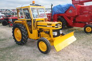 Massey Ferguon MF20 industrial tractor with snowplow at GDSF 08 - IMG 1080