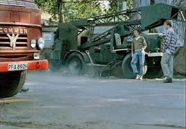 1950s Taylor Hydracrane.jpg (10 KB) A 1950s Taylor Hydracrane non slew model