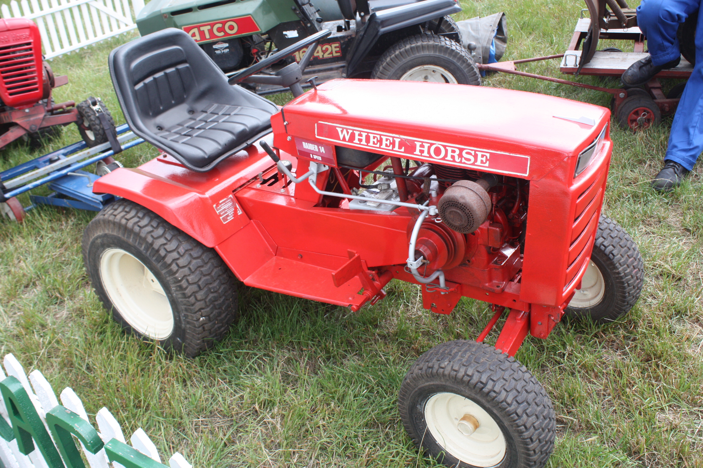 Wheel horse raider hot sale