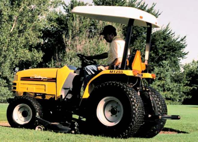 トラクター　CHALLENGER MT765B 1:32　Kubota　ヤンマー トラクター CHALLENGER MT765B 1:32 Kubota ヤンマー