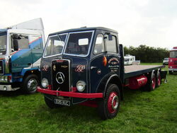 Atkinson flat bed at Lymswold - P7270169