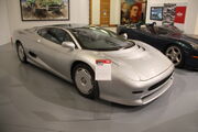 Jaguar XJ220 Concept car at HMC Gaydon - IMG 3152