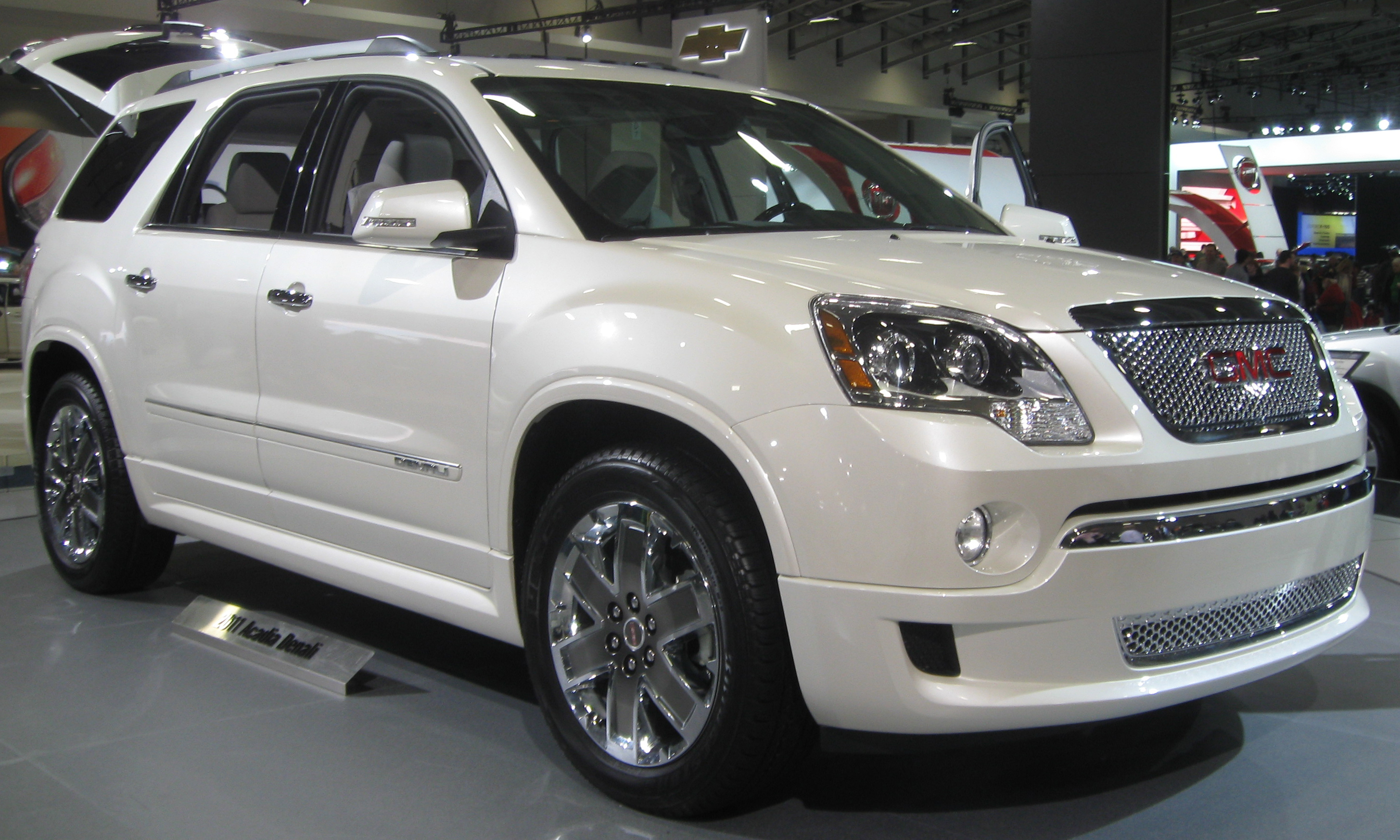 GMC Acadia - Wikipedia