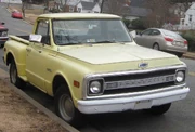 Chevrolet C-10 stepside