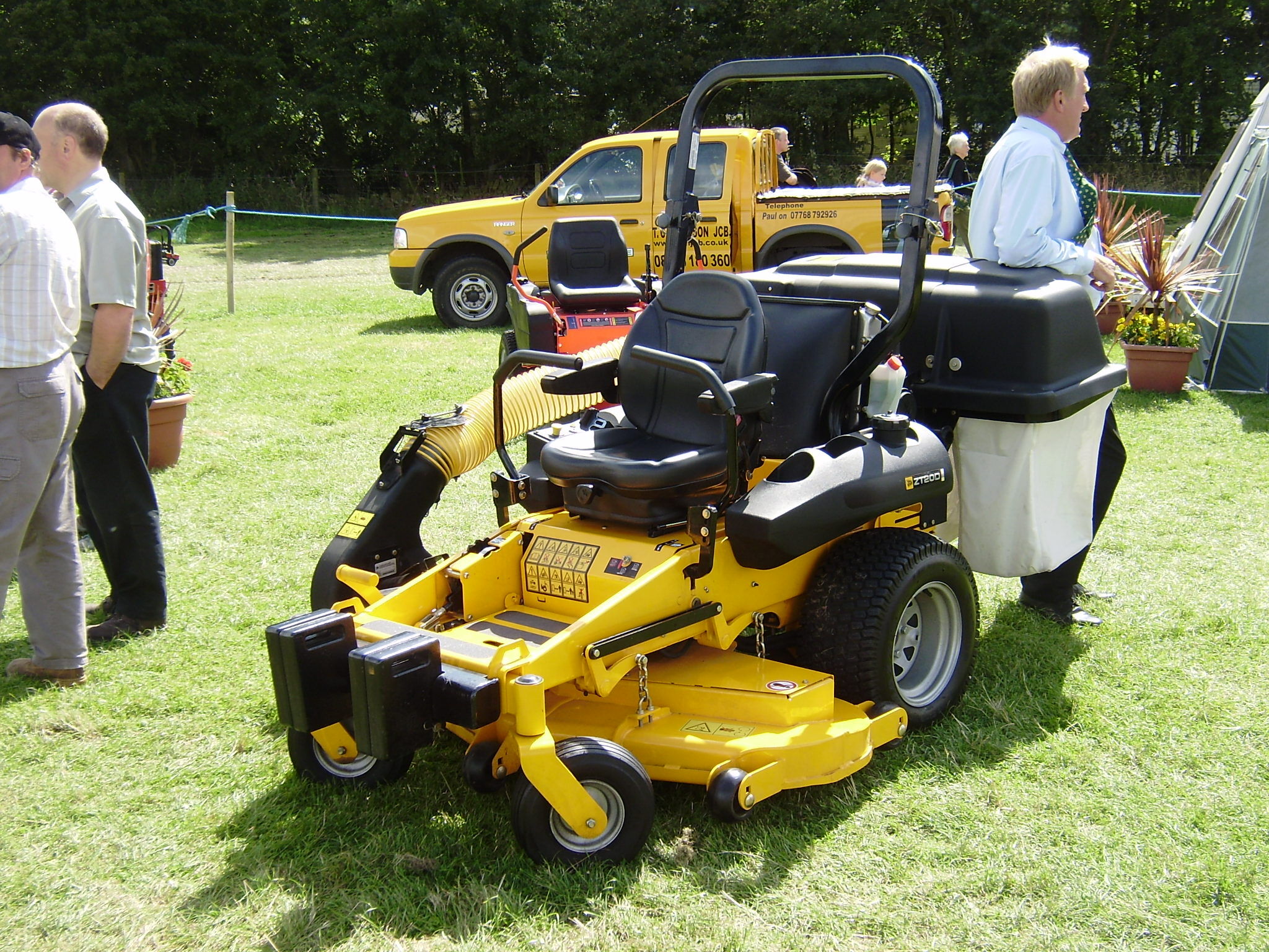 Jcb lawn mower cheap