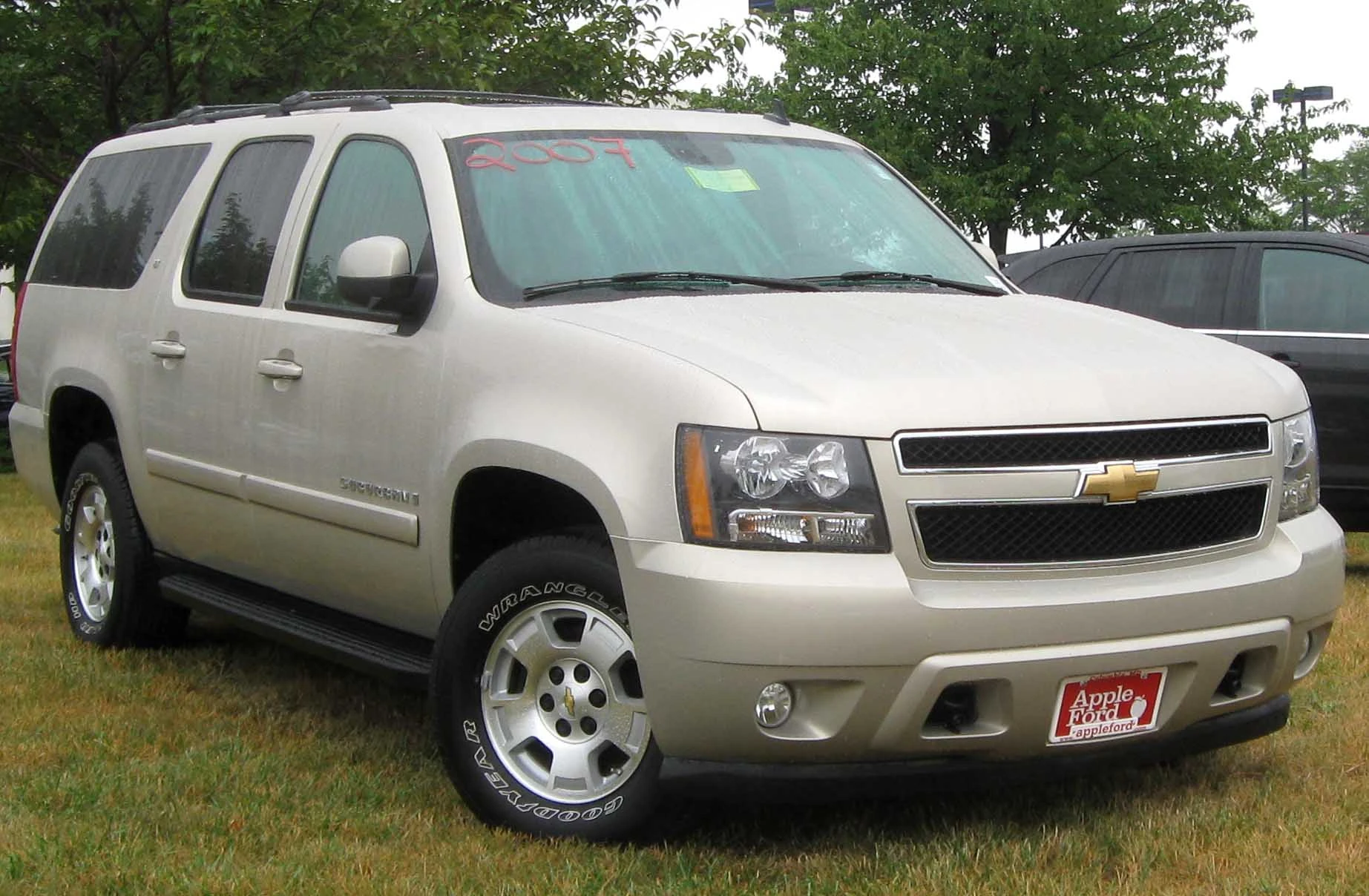 Chevrolet Suburban Tractor & Construction Plant Wiki Fandom