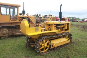 Cat D2 3J5048 from rear 3/4 view