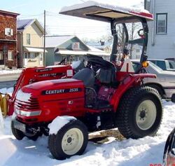 Century 2535 MFWD-2002.jpg