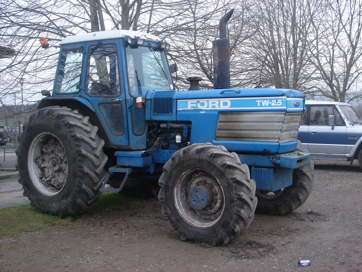 Ford TW-25 | Tractor & Construction Plant Wiki | Fandom