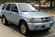 2004 Isuzu Rodeo (US)