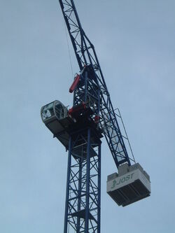 Jost hydraulic luffing tower crane - DSCF0355-1