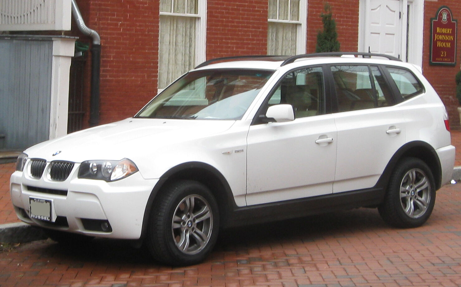 BMW X3 (E83), Tractor & Construction Plant Wiki